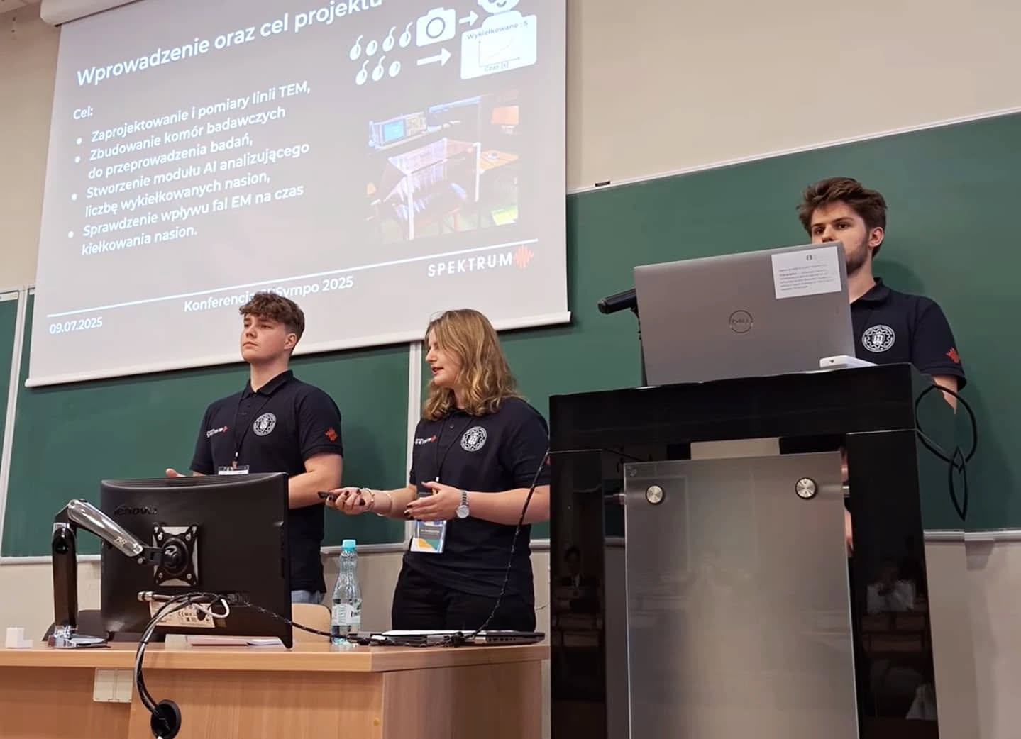Zespół z KN Spektrum zajmuje drugie miejsce w konkursie na najlepszy projekt studencki w dziedzinie cyfrowego przetwarzania sygnałów!